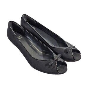 LM‎ Women's 8 Stuart Weitzman Black Open Toe Bow Detail Kitten Heels Pumps Shoes